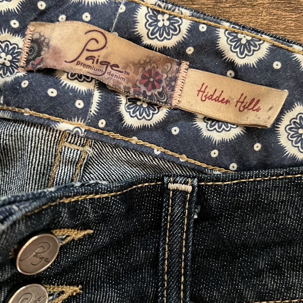 Paige Hidden Hills Jeans - Picture 5 of 12